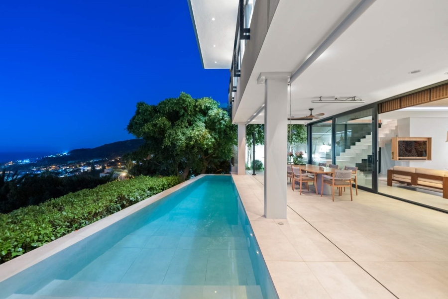 3 Bedroom Property for Sale in Camps Bay Western Cape